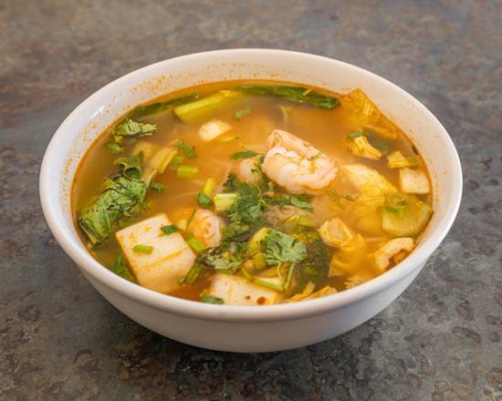Hot sour shrimp noodle soup with rice noodles
